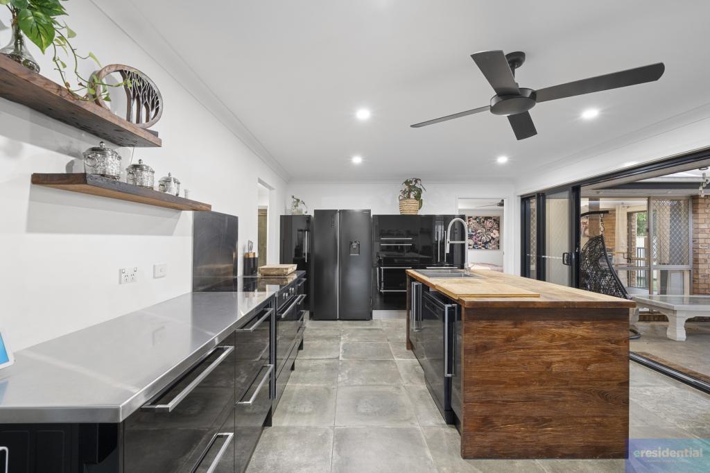 6 Black Diamond Cres, Edens Landing, QLD 4207