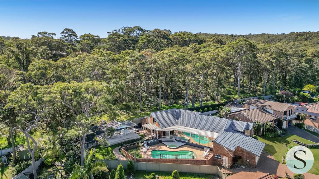 11 Neptune Pl, Croudace Bay, NSW 2280