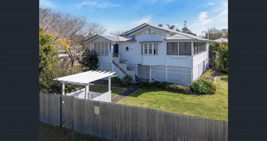 2 ANGEL AVE, MURGON, QLD 4605