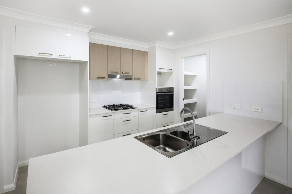 5 Cohen Way, Thrumster, NSW 2444