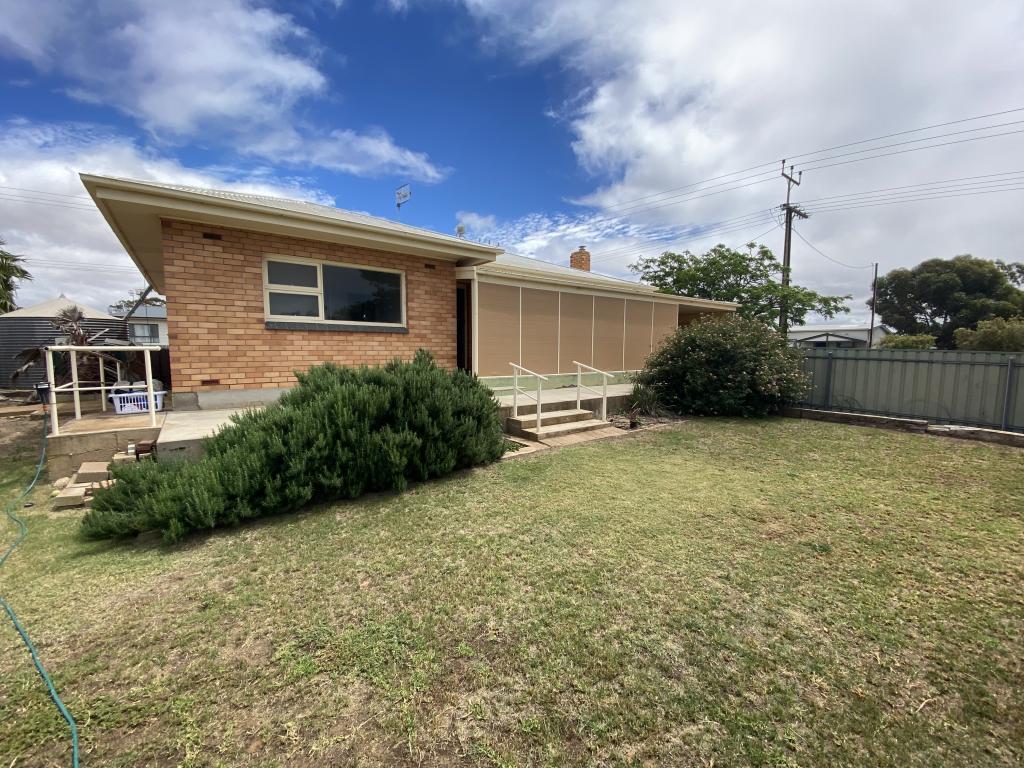 18 Second St, Arno Bay, SA 5603