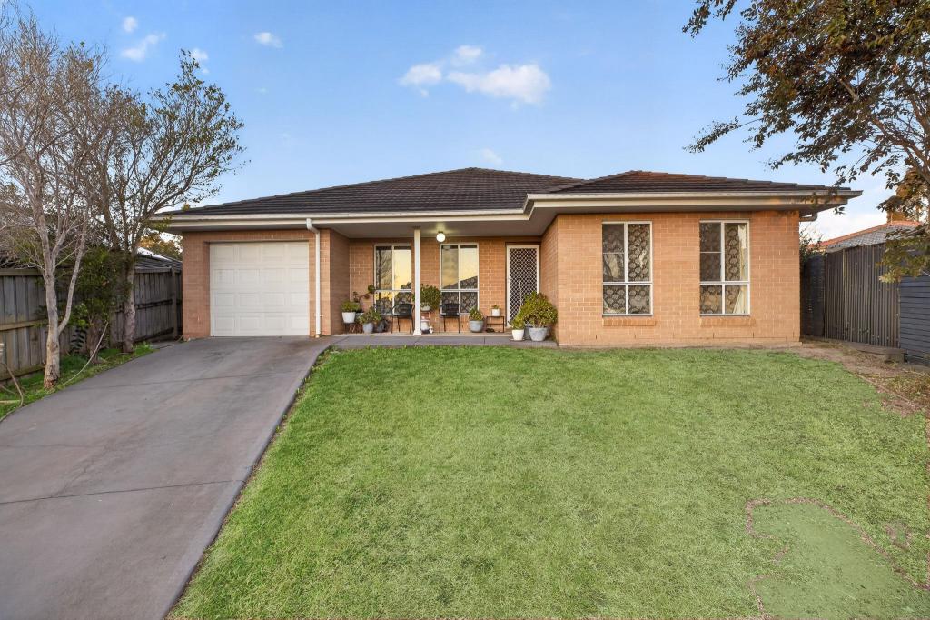 5 Tate Pl, Minto, NSW 2566