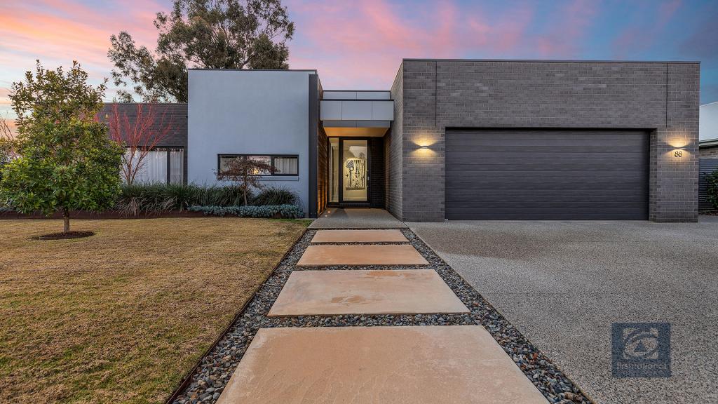 88 River Gums Dr, Moama, NSW 2731