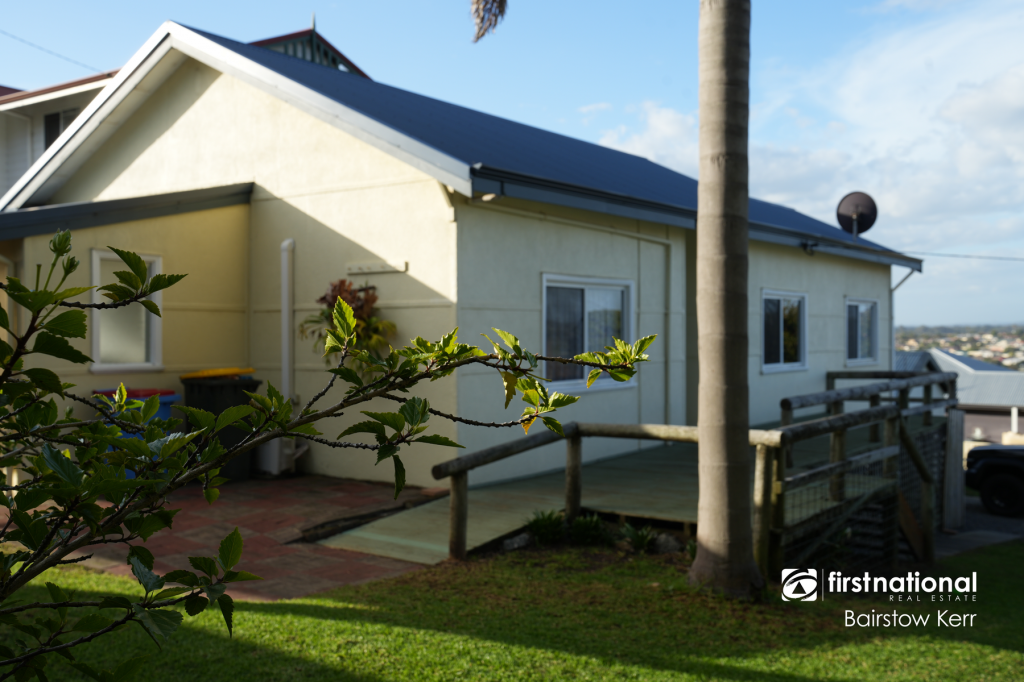 1 Halifax St, Mount Melville, WA 6330
