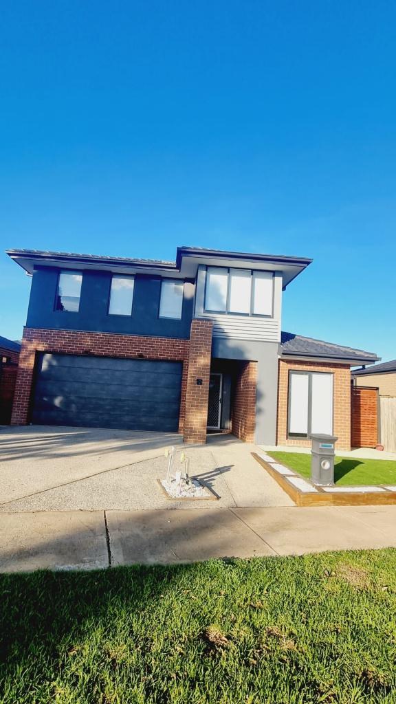 17 Stockport Cres, Thornhill Park, VIC 3335