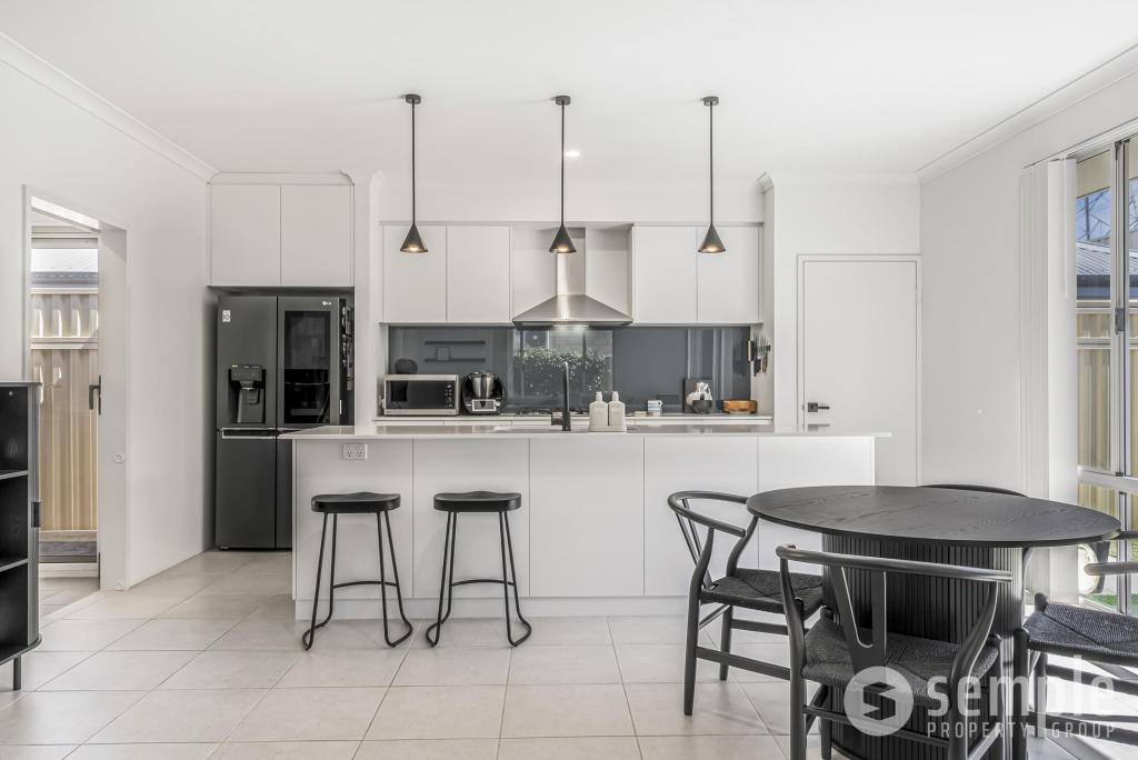 39 Lewisham Vsta, Success, WA 6164