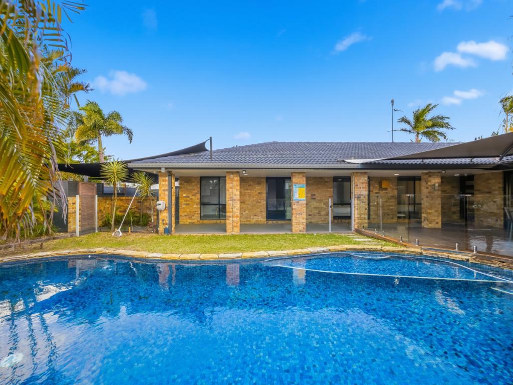 6 Hyacinth Ave, Hollywell, QLD 4216