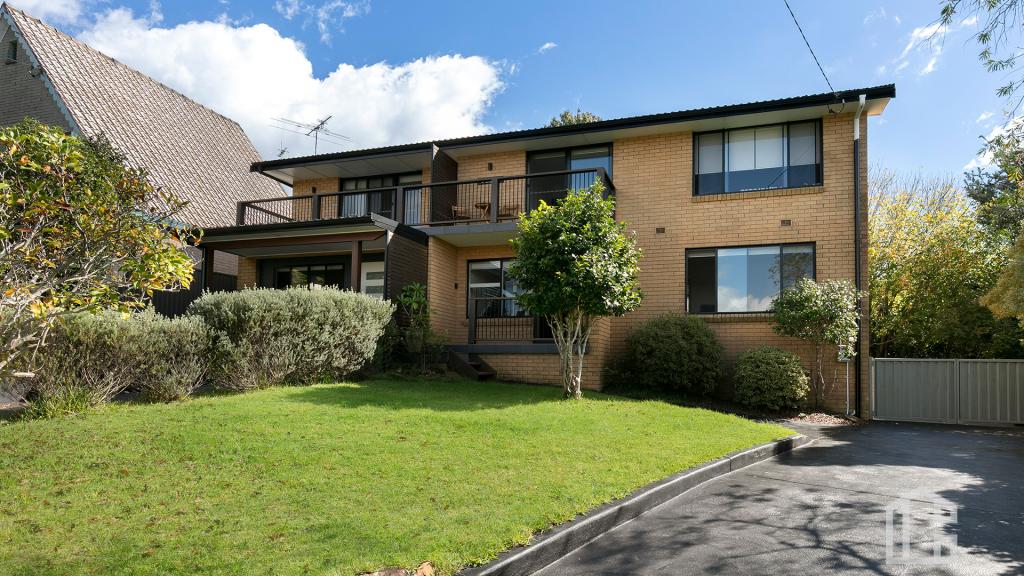 1 & 2/12 Douglas St, Faulconbridge, NSW 2776