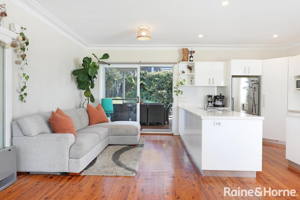 4 Garden Ave, Figtree, NSW 2525