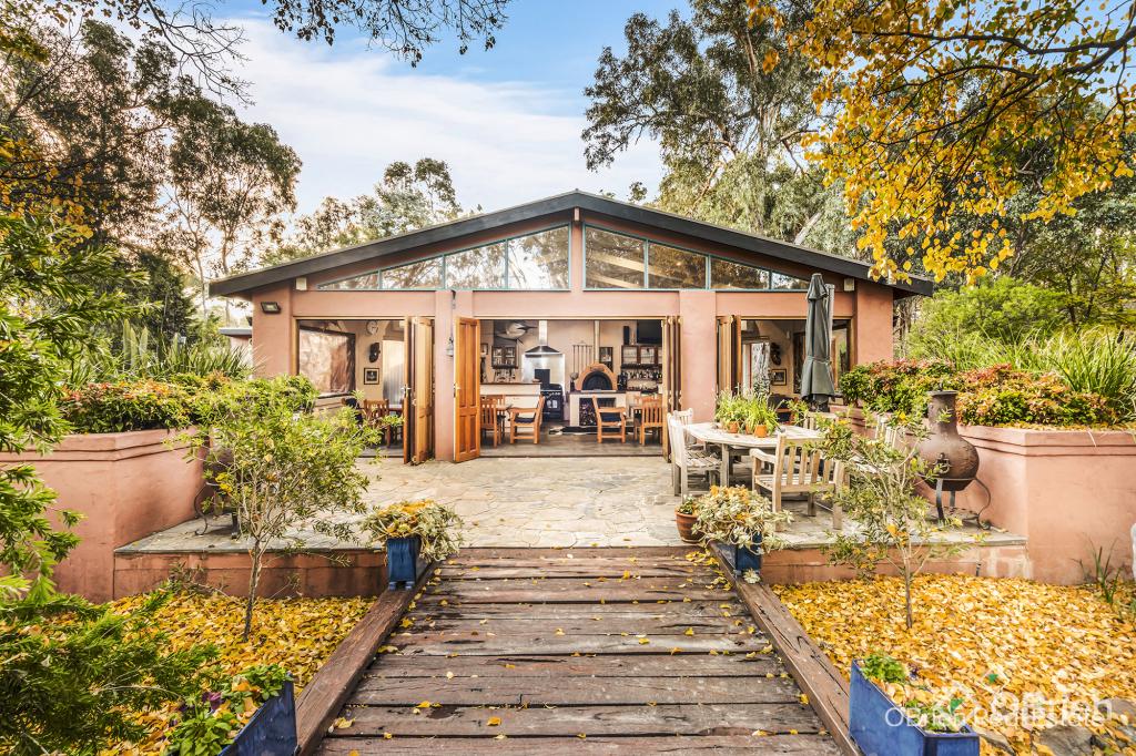 468-470 Heathcote-Redesdale Rd, Heathcote, VIC 3523