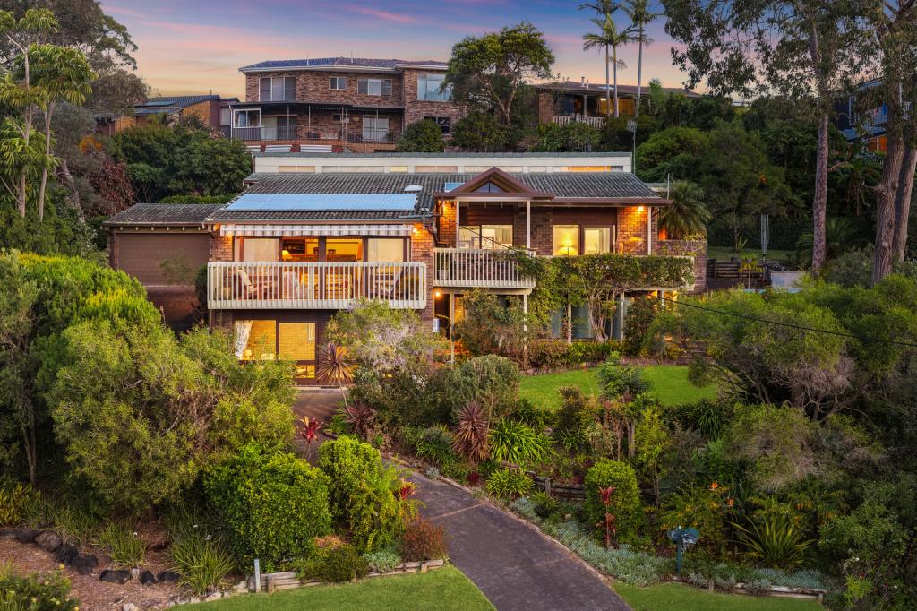 4 Blue Lagoon Cl, Bateau Bay, NSW 2261