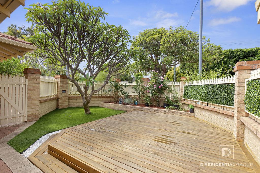 2/11 Bradley St, Yokine, WA 6060