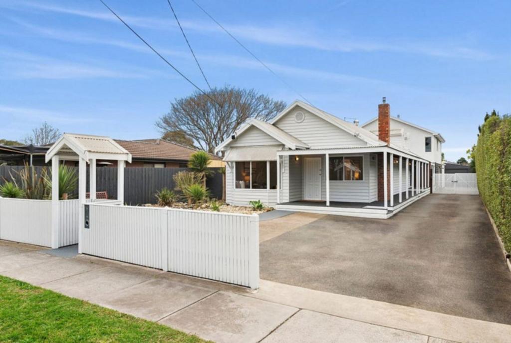 101 AUSTIN RD, SEAFORD, VIC 3198