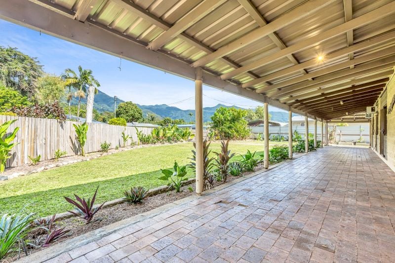 4 Gadgarra Cl, Edmonton, QLD 4869