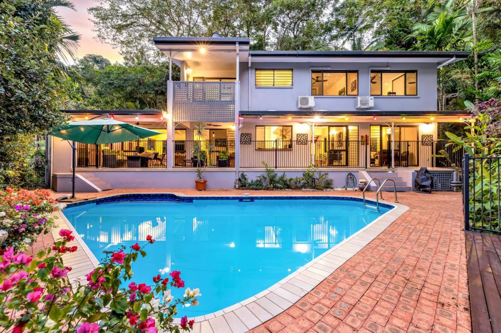 8 Temora Cl, Edge Hill, QLD 4870