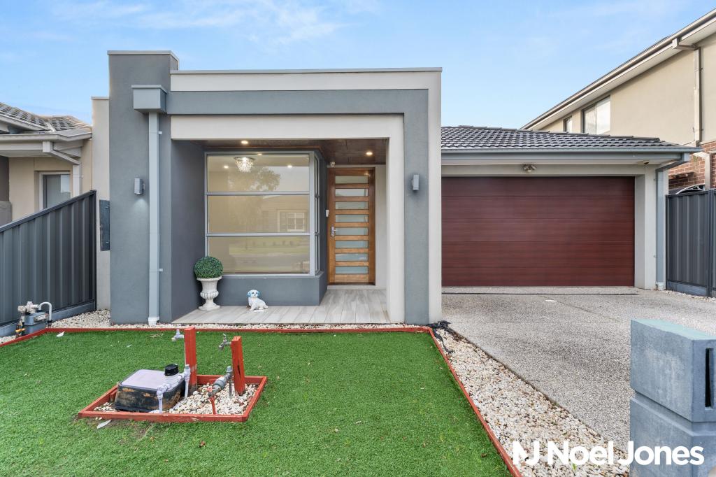 25 EMBLEM WAY, CRAIGIEBURN, VIC 3064