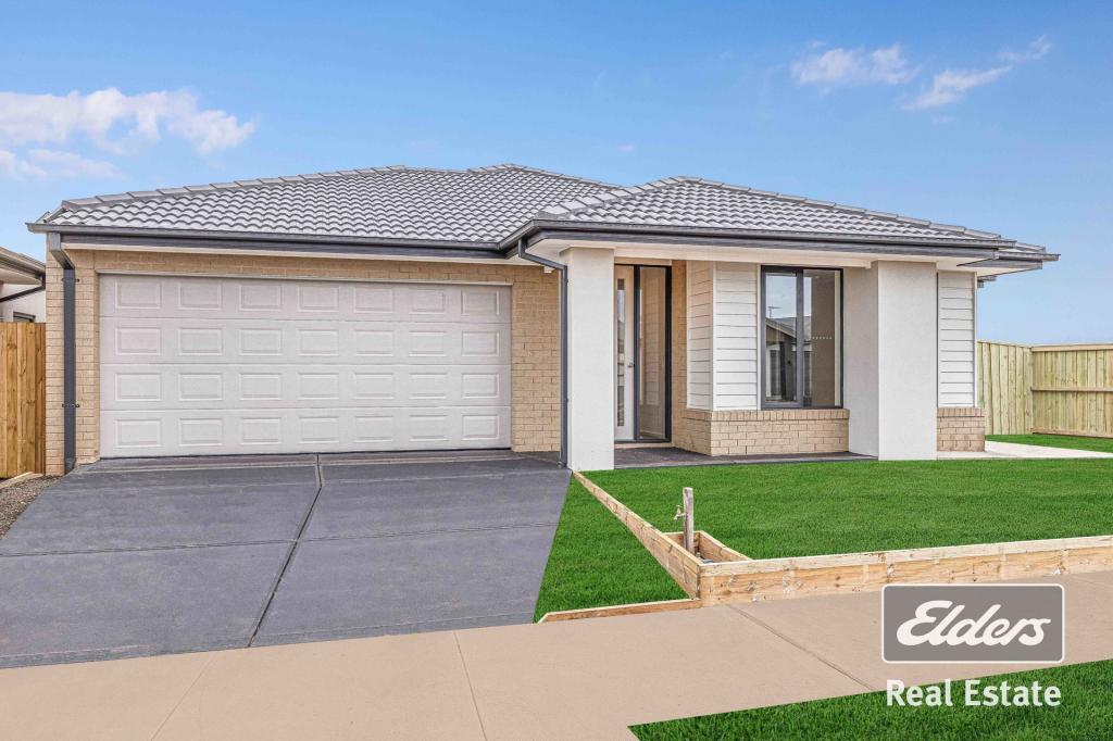 5 CRANBERRY CRES, THORNHILL PARK, VIC 3335