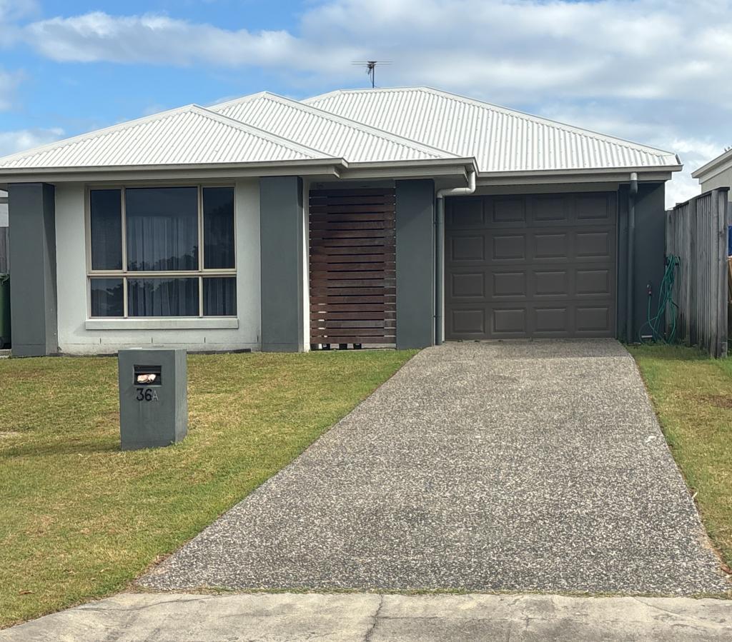 36a Newport Pde, Blacks Beach, QLD 4740