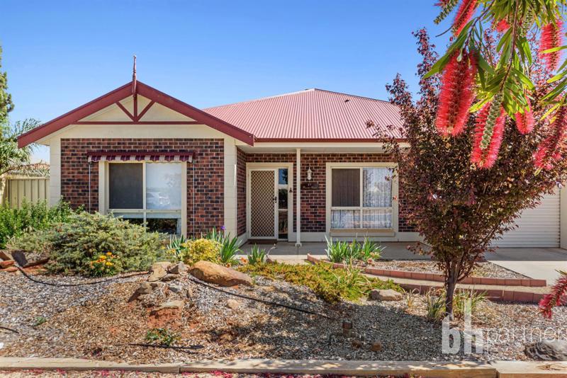 27 Brooke St, Barmera, SA 5345