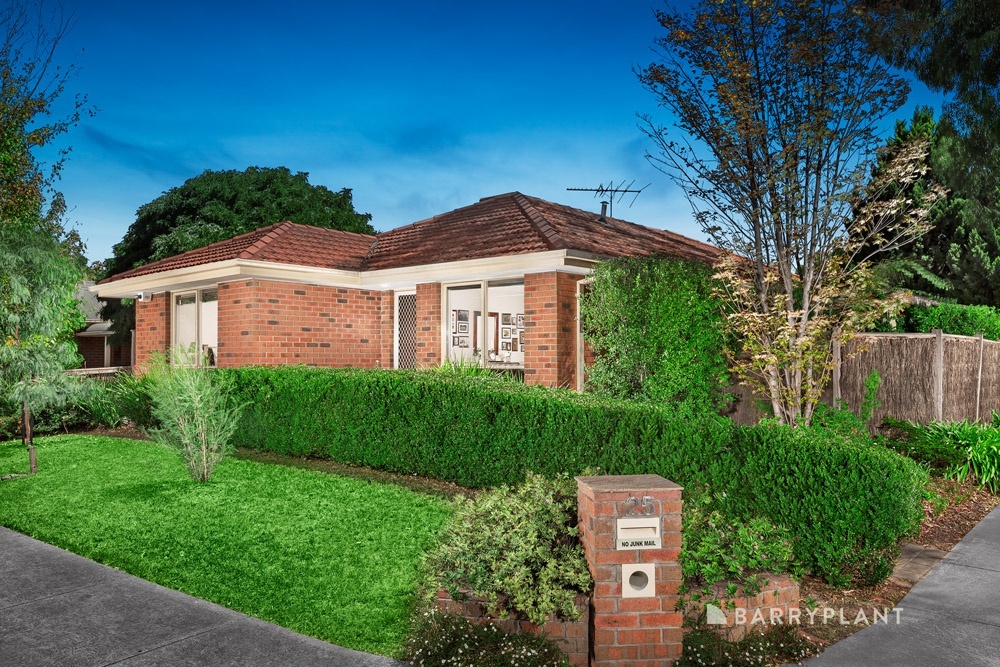 25 SPOONBILL ST, DOREEN, VIC 3754