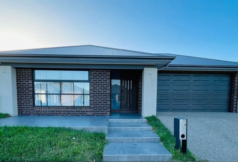 9 Blairmont Cres, Tarneit, VIC 3029