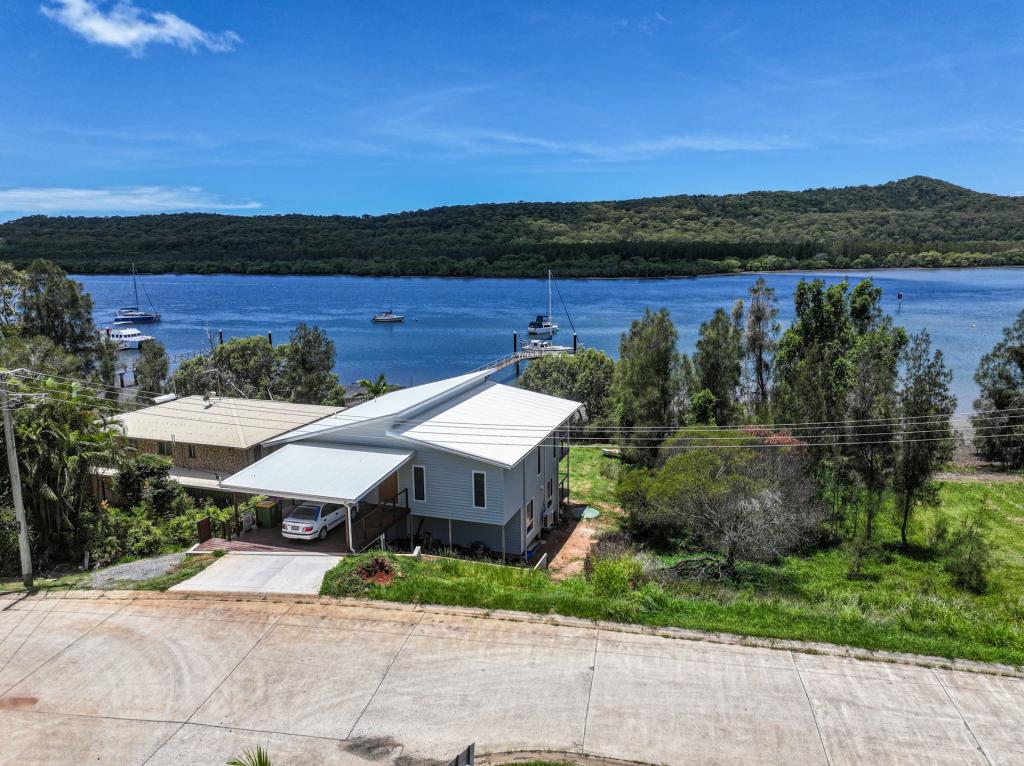 60 Rampart Dr, Russell Island, QLD 4184