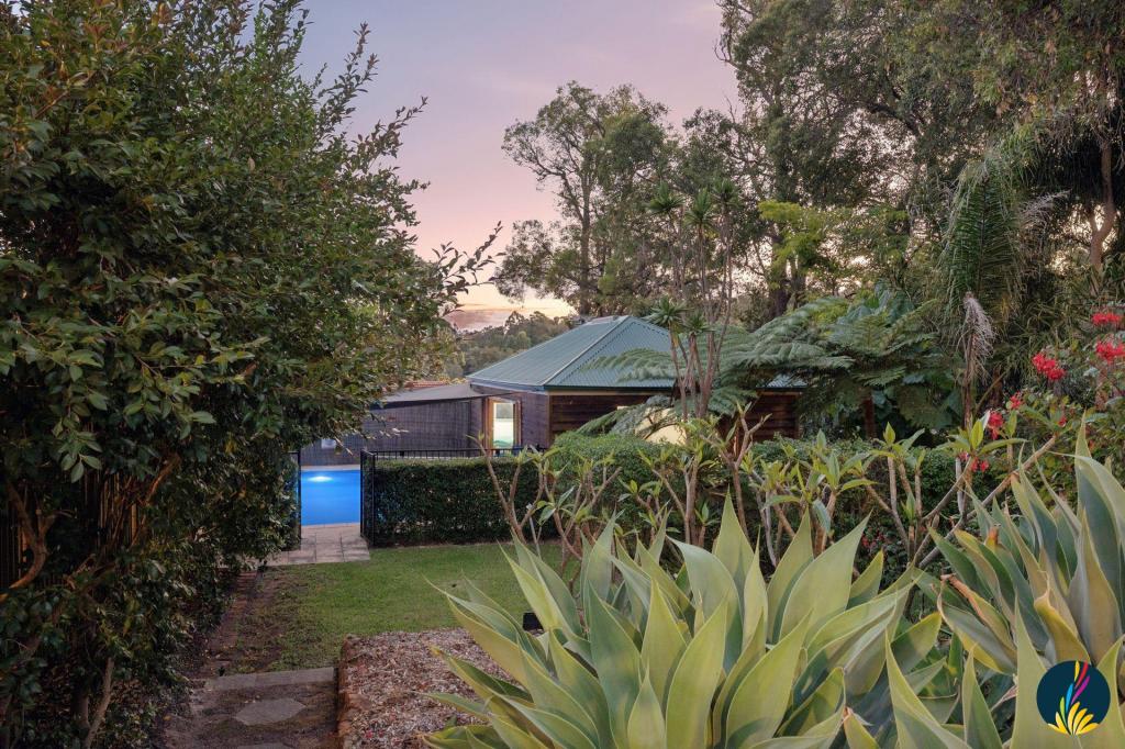 4 Dreyer Rd, Roleystone, WA 6111