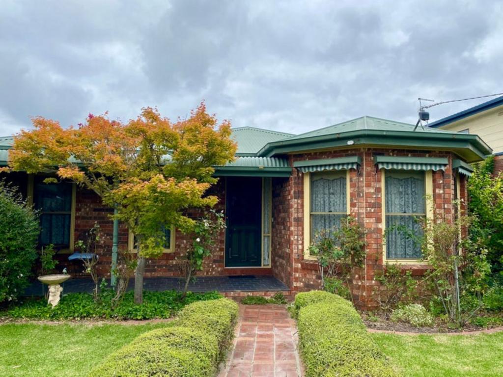 77 Charles St, Dromana, VIC 3936