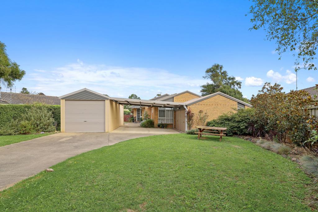 4 Clinton Ct, Leongatha, VIC 3953