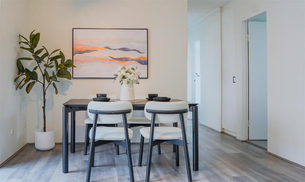 6/52 OAKS AVE, DEE WHY, NSW 2099