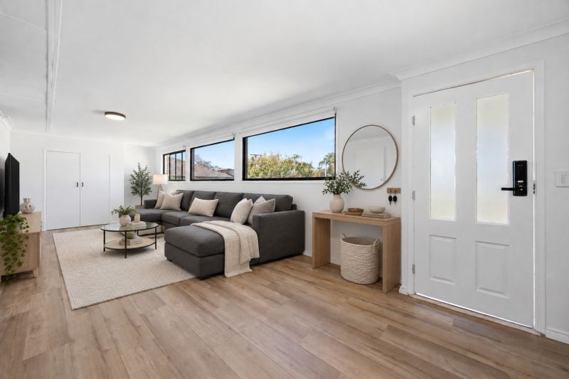 13 Miskin St, Nerang, QLD 4211