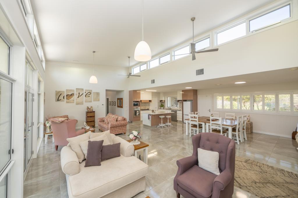 59 Ford St, Boorowa, NSW 2586