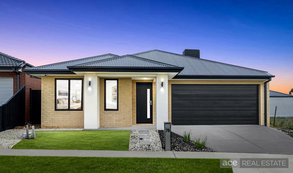 76 Palm Cct, Beveridge, VIC 3753