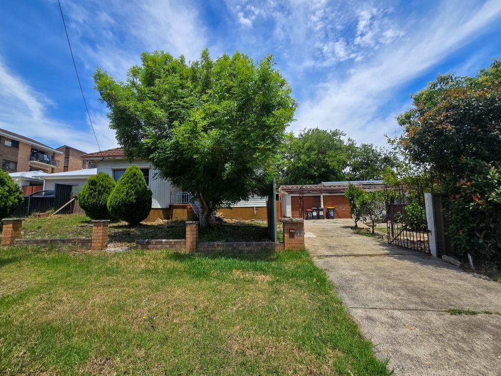 51 Warby St, Campbelltown, NSW 2560