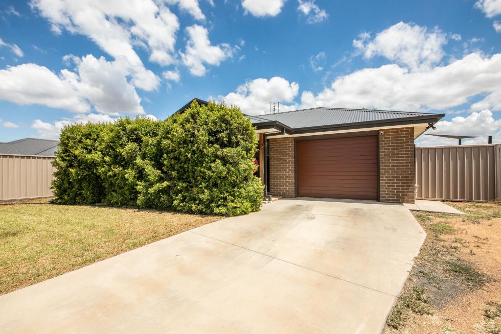 9 Yarra Pl, Dubbo, NSW 2830