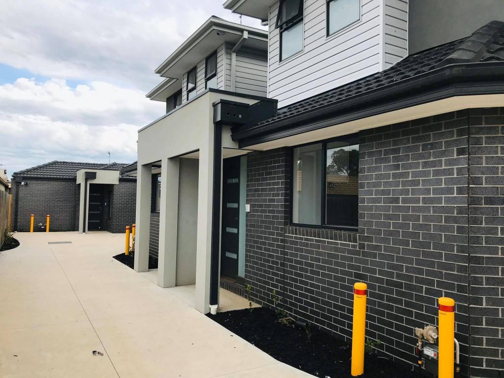 2/23 Tucker St, Fawkner, VIC 3060