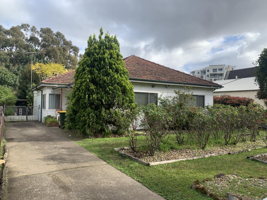 35 Aurelia St, Toongabbie, NSW 2146