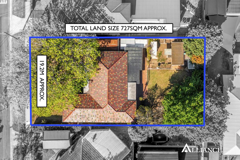 133 TOMPSON RD, PANANIA, NSW 2213