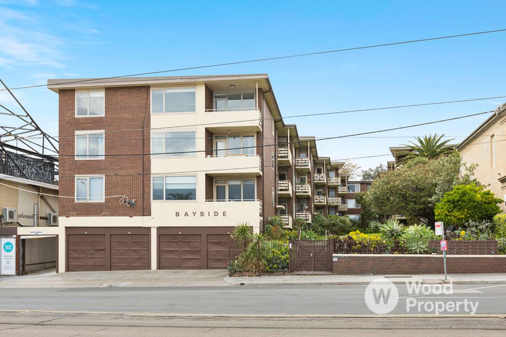 18/1 The Esplanade, St Kilda, VIC 3182