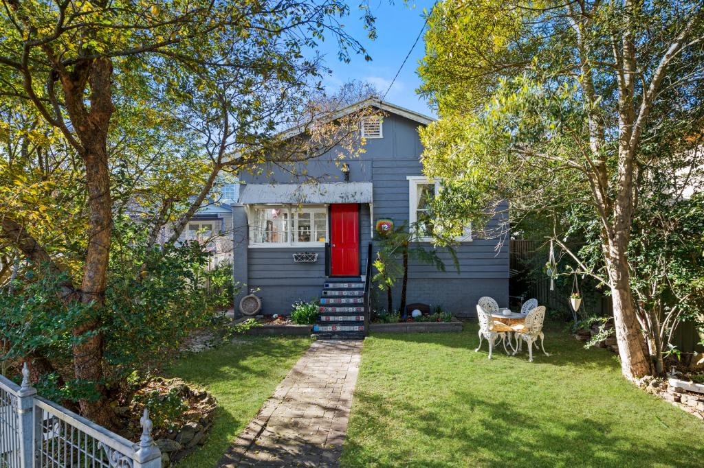 12 Neale St, Katoomba, NSW 2780