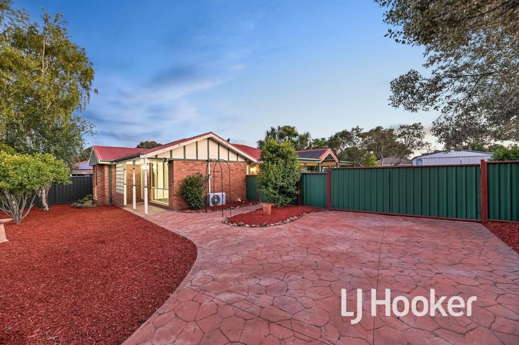 3 Rundell Way, Pakenham, VIC 3810