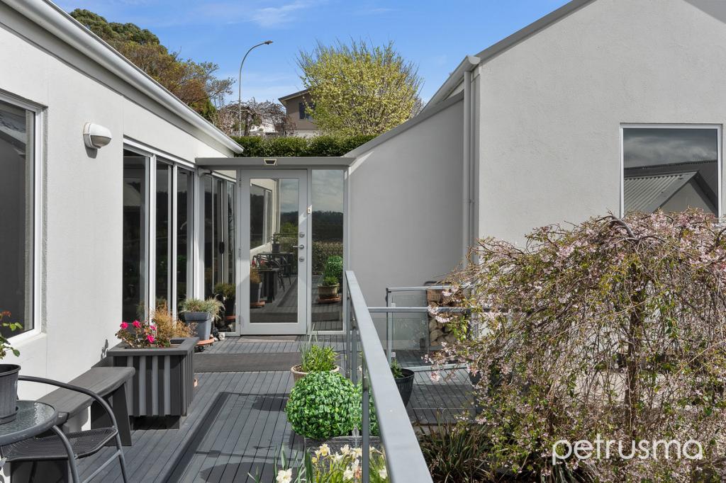 11 Adelie Pl, Kingston, TAS 7050