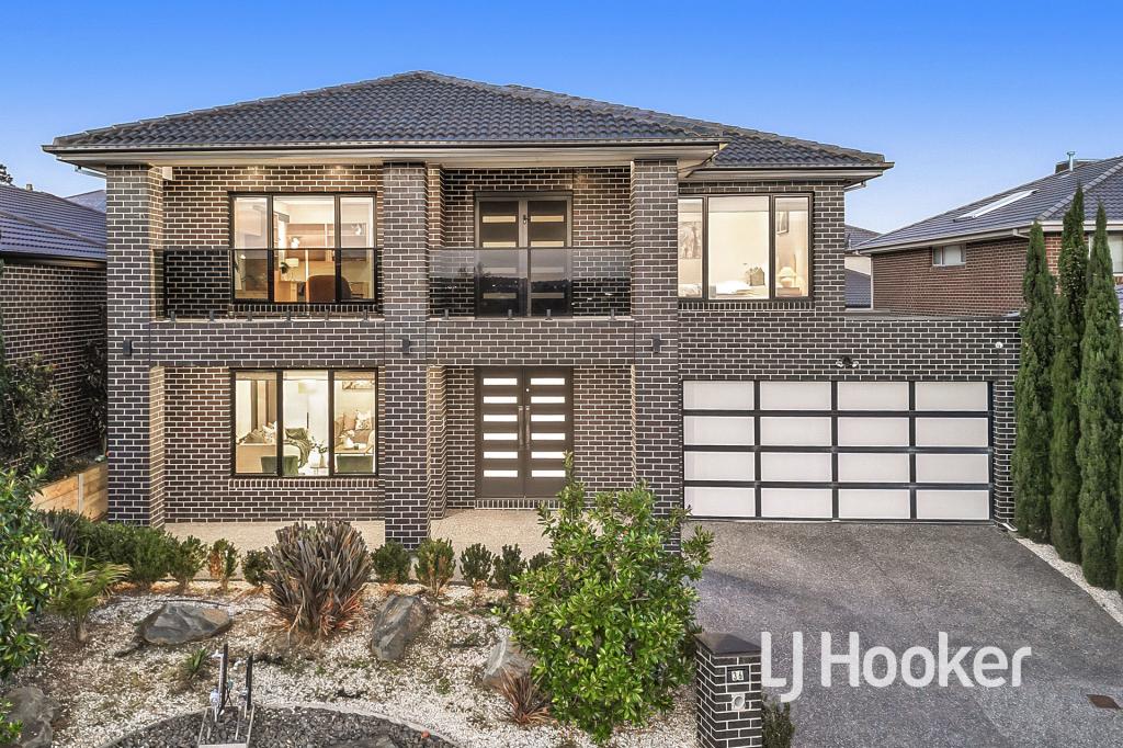 36 Manoora Ave, Clyde North, VIC 3978