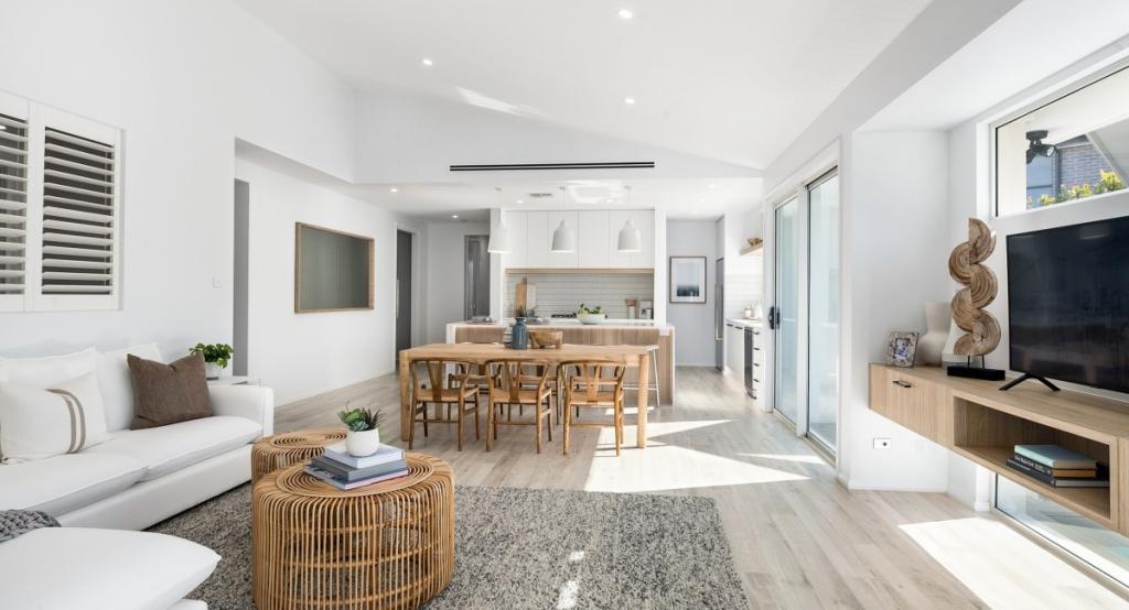 17 SAWMILL RD, TAHMOOR, NSW 2573