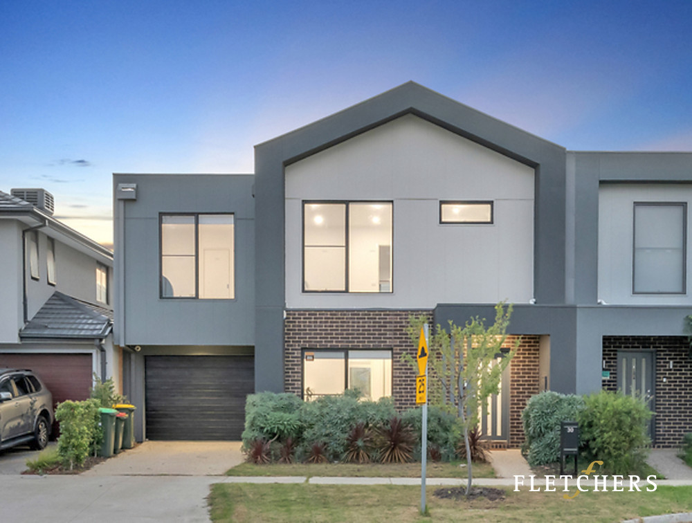30 WOODBURY ST, WILLIAMS LANDING, VIC 3027