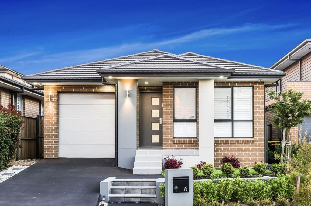 6 Crux St, Box Hill, NSW 2765
