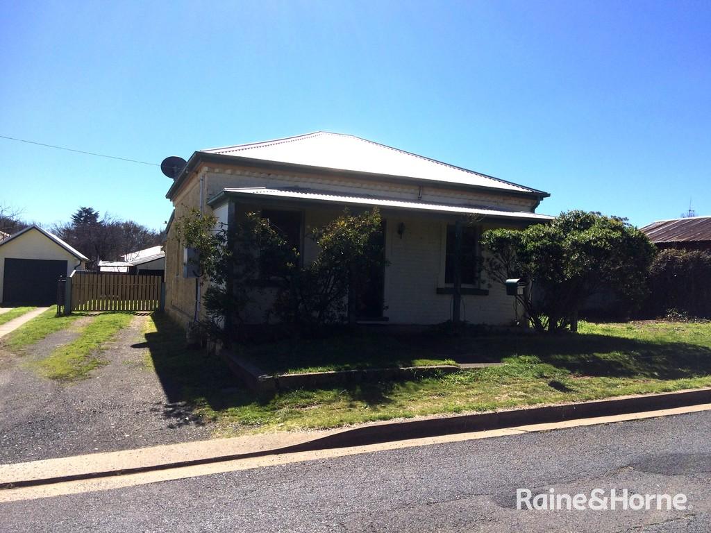 11 Hawkins Lane, Orange, NSW 2800