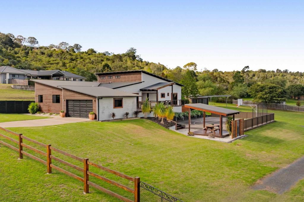 20 Calcutt Rd, Gowrie Junction, QLD 4352