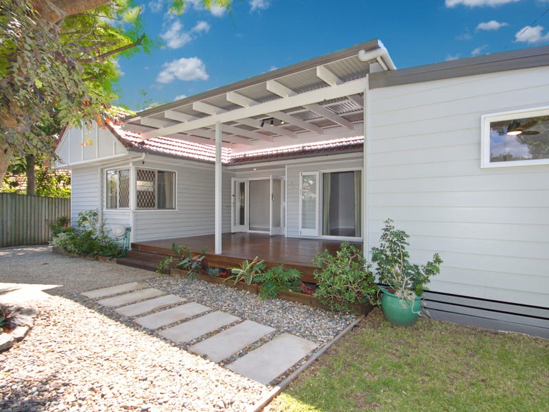 17 Joffre St, Wynnum, QLD 4178