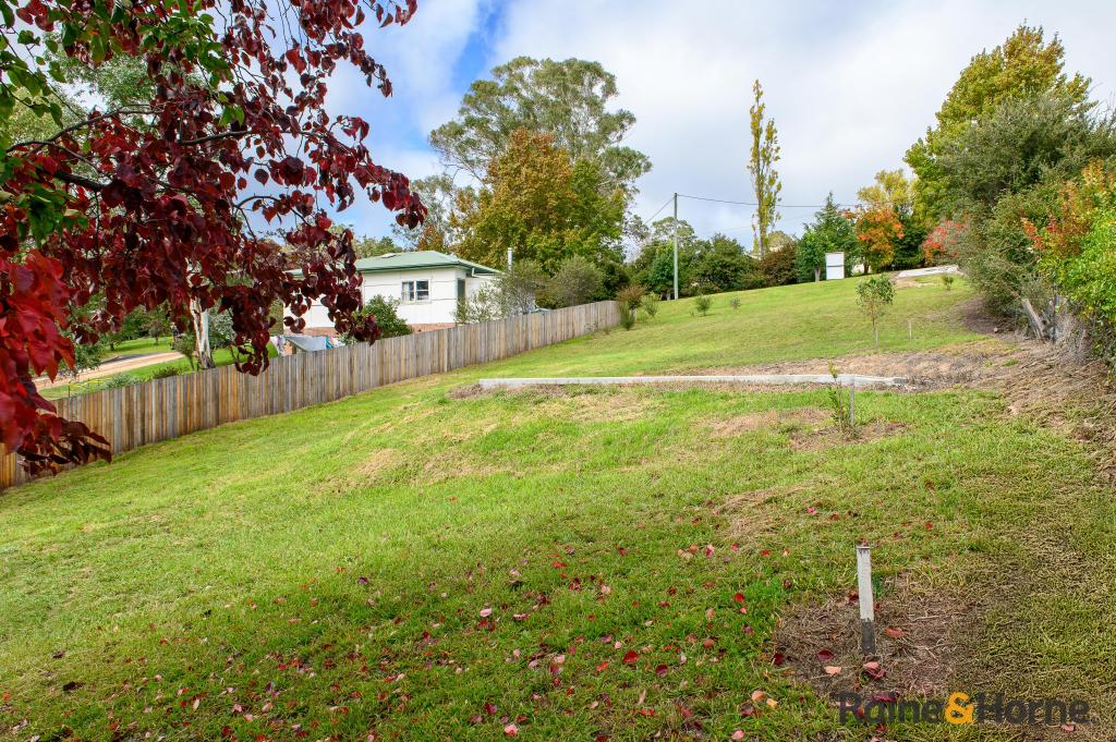 154w Croudace St, Walcha, NSW 2354